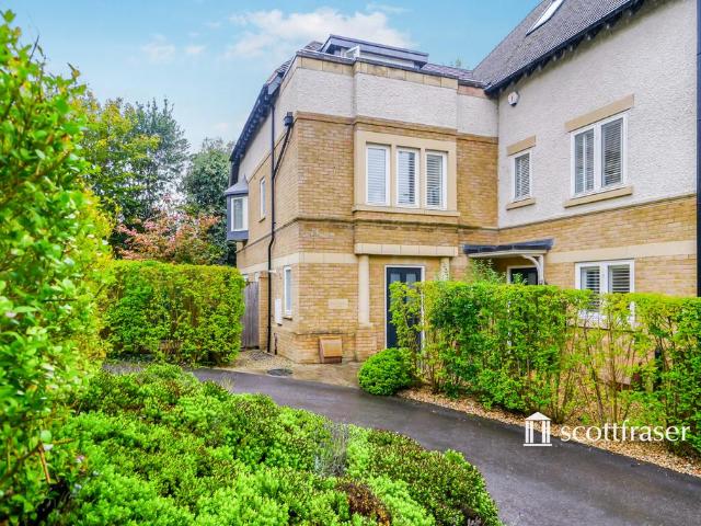 Elizabeth Jennings Way, Oxford. 3 bed house to rent £2,500 pcm £577 pw