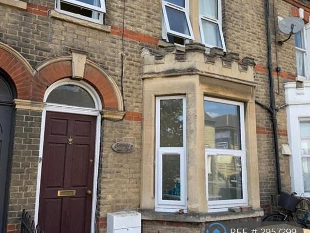 Elizabeth Way, Cambridge, CB4 5 bed terraced house to rent £3,000 pcm £692 pw
