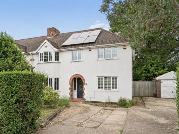 Elizabeth Way, Stoke Poges SL2, 4 bed property to rent, £3,000 pcm | PrimeLocation
