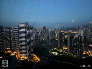 ELİF'ten Crystal Tower da 2+1 30.katta.Süper manzaralı SIFIR