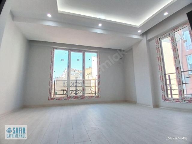 ÇELİKTEPEDE CADDE 1dk METRO 10dk SIFIR ARAKAT 2+1 75m2 7.900.000