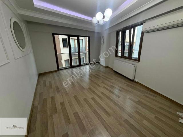 Elif Emlaktan Kiralık 2+1 Daire Perpaya 50 Mt Mesafe