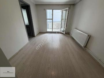 Elif Emlaktan Kiralık Müstakil 3 Katlı Ev