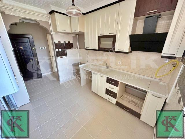 Çelik'ten Levenet Mah. 3+1 Arakat Çift Cephe Kiralık Daire!