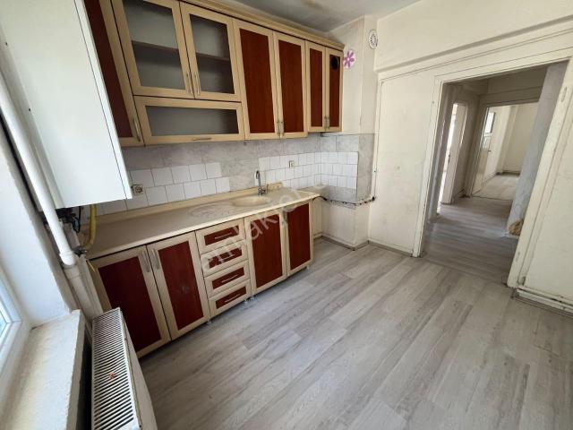 Çelik'ten Sincan Mareşal'de 3+1 Ara Kat Mükemmel Konum 115m² Kiralık Daire
