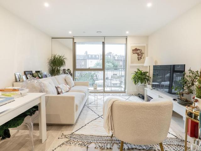 Eliot House, 2 Warwick Lane, London, W14 8PU, United Kingdom | 1 bed apartment for rent #138849434 | Rentberry