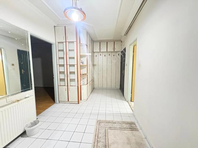 Elisa Gyo/beyazşehir'de Ara Kat Güney Cephe 3+1 Kombili Daire