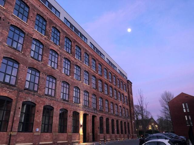 Elisabeth Gardens, Stockport, SK5 6FU, United Kingdom | 1 bed apartment for rent #138931437 | Rentberry