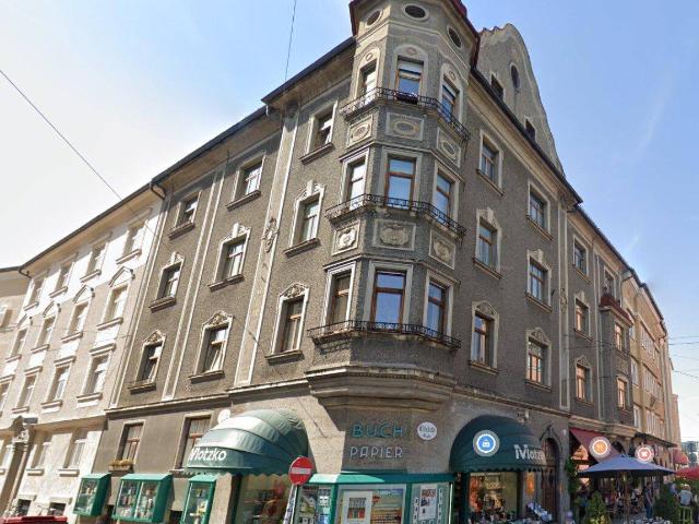Elisabeth Vorstadt! 4 Zimmer Wohnung in Patrizierhaus