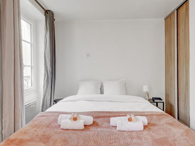 Elise Suite Stunning Apartment in Paris