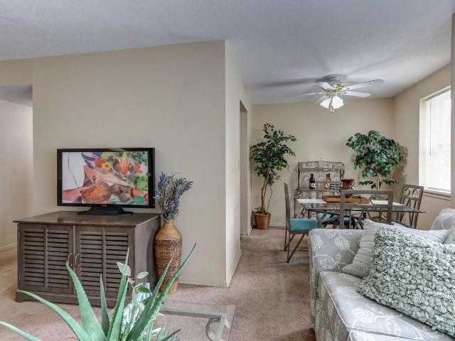 Ellacott Parkway Apartments 1 Bedroom Apartment for Rent at 21170 Ellacott Pkwy, Warrensville Heights, OH 44128 Warrensville Heights