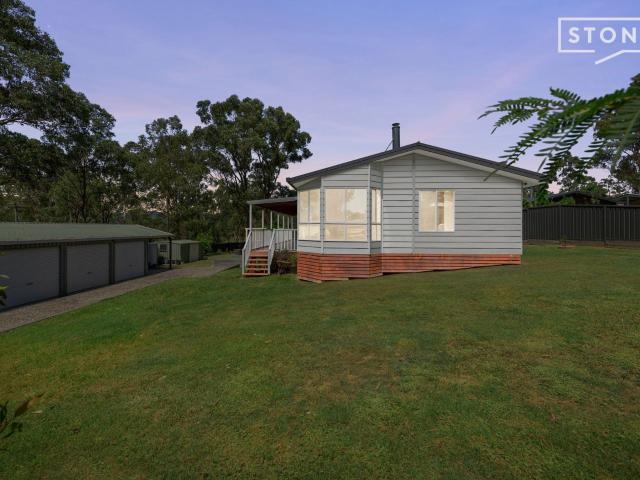 Ellalong, 1 Helena Street