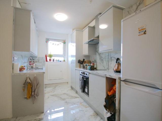 Ellen Street, London E1, 4 bed flat to rent, £3,850 pcm | PrimeLocation
