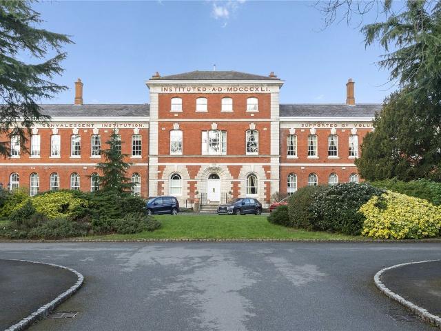 Ellesmere Place, Walton On Thames, Surrey KT12, 3 bed flat to rent, £5,500 pcm | PrimeLocation