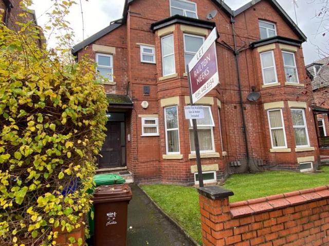 Ellesmere Road, Manchester 1 bed flat to rent £900 pcm £208 pw