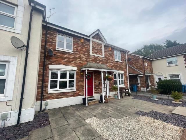Ellerbeck Court, Hull, East. 3 bed terraced house to rent £895 pcm £207 pw