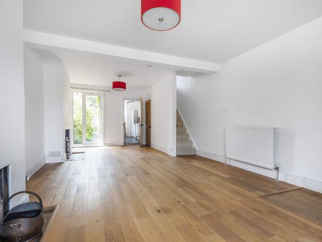 Ellerslie St. Christophers Green Haslemere, Haslemere 3 bedrooms Property for lettings Seymours