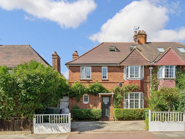 Ellerton Road, London SW18 5 bed semi detached house to rent £8,500 pcm £1,962 pw