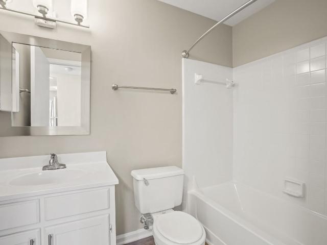 Ellevate St. Ives 1 Bedroom Apartment for Rent at 7930 Saint Ives Rd, North Charleston, SC 29406