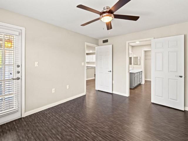 Ellie Apartments 2 Bedroom Apartment for Rent at 2900 Sunridge Dr, Austin, TX 78741 Parker Lane