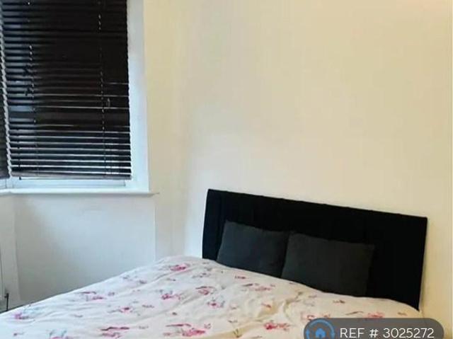 Elliott Street, Tyldesley. 1 bed in a house share to rent £400 pcm £92 pw