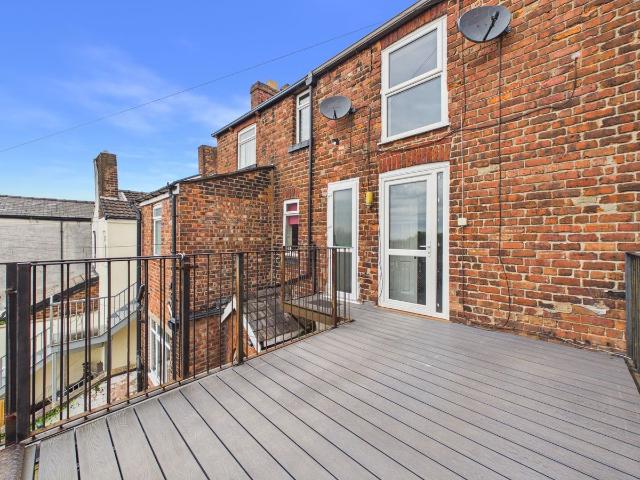 Elliott Street, Tyldesley M29, 2 bed flat to rent, £875 pcm | PrimeLocation