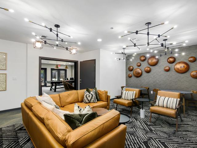 Elliot Gwinnett Place 1 Bedroom Apartment for Rent at 4025 Arc Way, Norcross, GA 30093