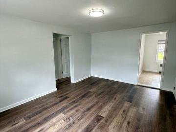 Ellington Street Realty LLC 1 Bedroom Apartment for Rent at 10 Ellington St, East Orange, NJ 07017