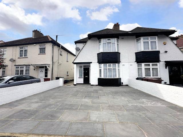 Ellington Road, Hounslow, Greater London TW3, 3 bed semi detached house to rent, £2,550 pcm | PrimeLocation
