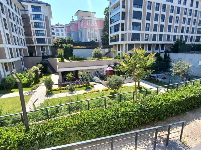 Ells Çengelköy 'de Peyzaj Cepheli Depolu Kiralık 2,5+1 Daire