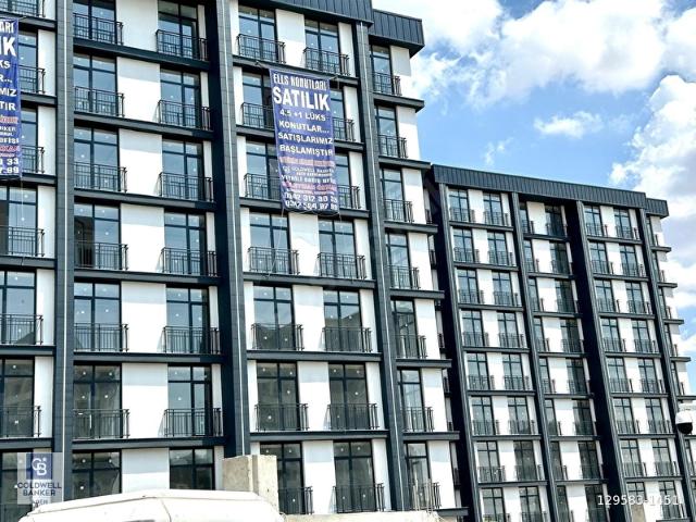 ELLS GÖKSU SİTESİNDE SATILIK 4+1 DAİRE