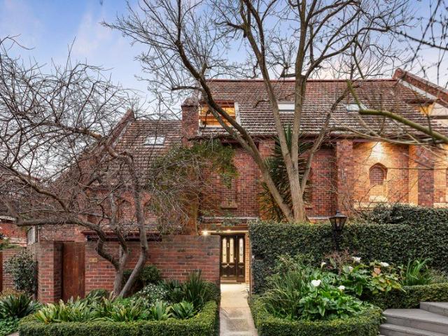 Elphin Mews A Stunning Church Conversion Access off Elphin Grove