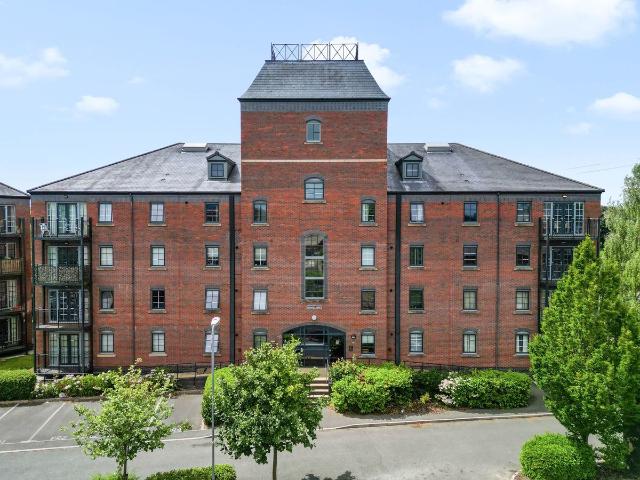Elphins Drive, Priestley Court Elphins Drive WA4, 1 bed flat to rent, £750 pcm | PrimeLocation