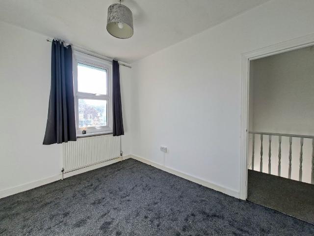 Elphinstone Road, Walthamstow E17, 3 bed detached house to rent, £5,200 pcm | PrimeLocation