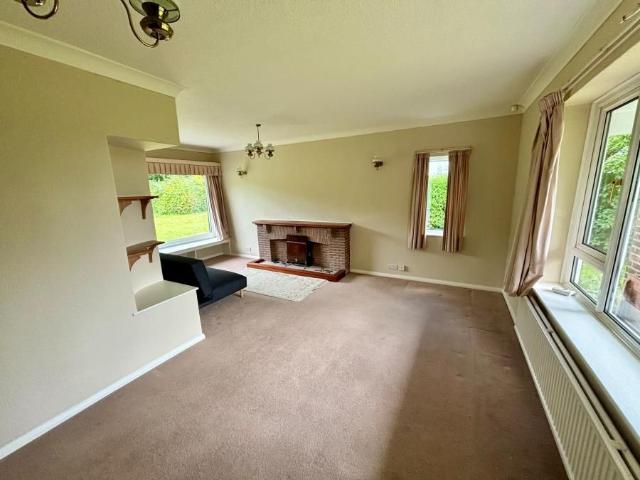 Elstead Lane, Blackfordby, DE11