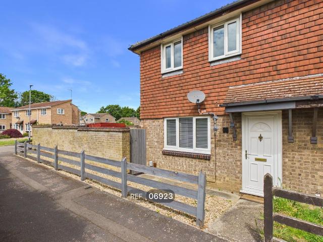 Elstone, Peterborough PE2, 1 bed end terrace house to rent, £800 pcm | PrimeLocation