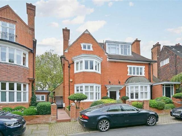 Elsworthy Road, Primrose Hill NW3, 2 bed flat to rent, £3,900 pcm | PrimeLocation
