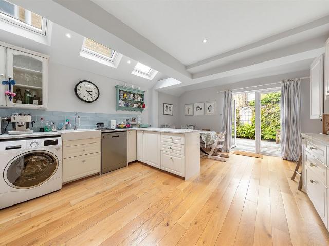 Elsley Road, Battersea, London SW11, 3 bed property to rent, £3,950 pcm | PrimeLocation