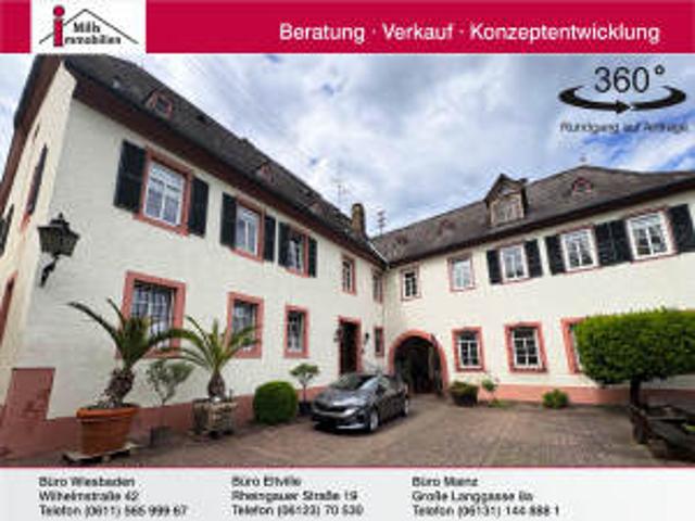 Eltville Hattenheim: Einzigartiges Anwesen mit großem Wohnhaus, kl. Einfamilienhaus, Nebengebäude und Halle + großes Baugrundstück