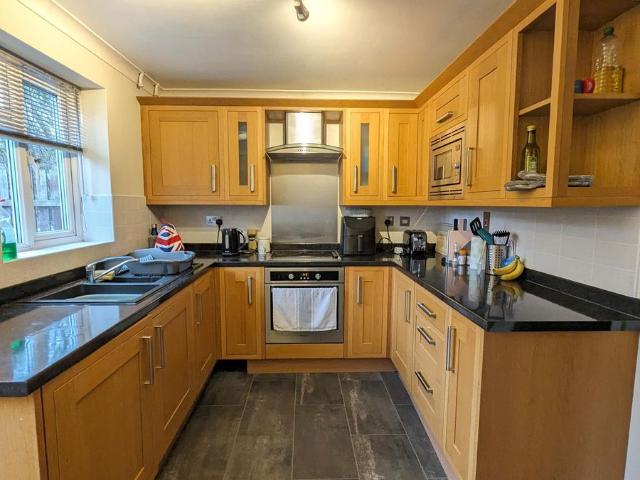 Eltham Road, Nottingham NG2, 2 bed semi detached house to rent, £1,200 pcm | PrimeLocation