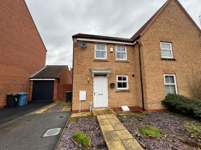 Elthorne Park, Kingswood, Hull, East. 2 bed semi detached house to rent £850 pcm £196 pw