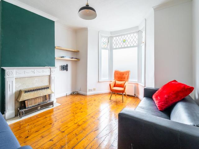 Elthorne Road, Archway N19, 5 bed terraced house to rent, £4,500 pcm | PrimeLocation