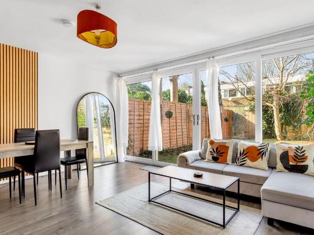 Elton Place, London N16, 3 bed end terrace house to rent, £3,495 pcm | PrimeLocation