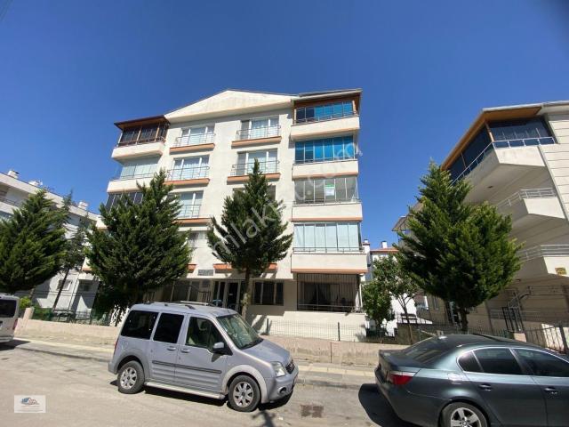 Elvan Mah. Asansörlü 2.arakat 165 M2 3+1 Kiralık Daire