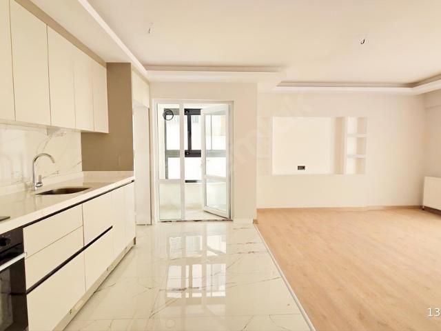 ELVAN MAHALLESİ SIFIR BİNA 1+160m2 YÜKSEK GİRİŞ KREDİYE UYGUN