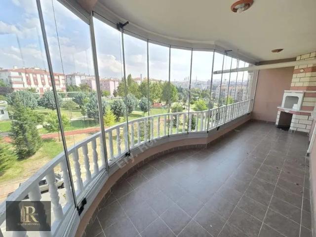 Elvankent'te Ful Yapılı Asansör_manzaralı_geniş_kiralık 4+1