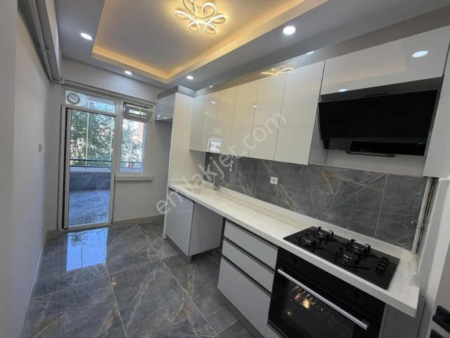 Elvankentte Sitede Satılık 3+1 İçi Yapılı Daire Turyap'tan