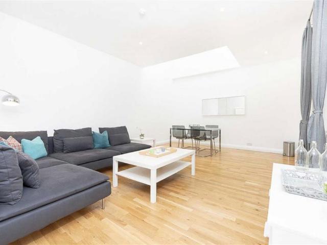 Elvaston Place, London SW7 1 bed flat to rent £3,000 pcm £692 pw