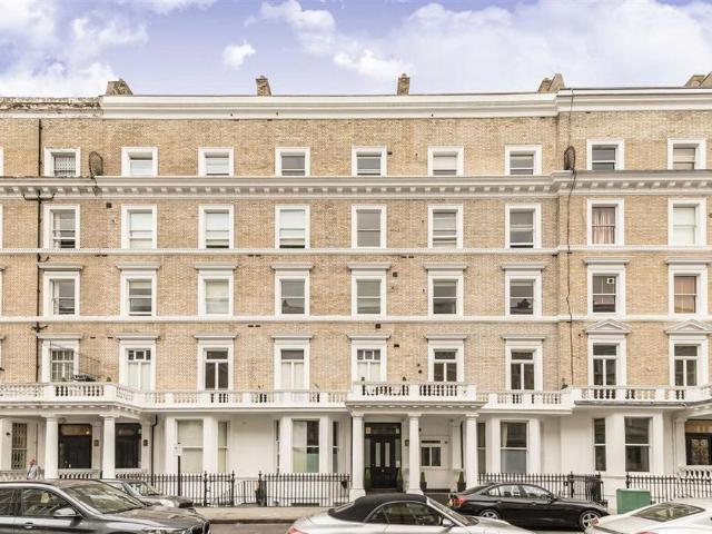 Elvaston Place, London SW7 1 bed flat to rent £2,999 pcm £692 pw