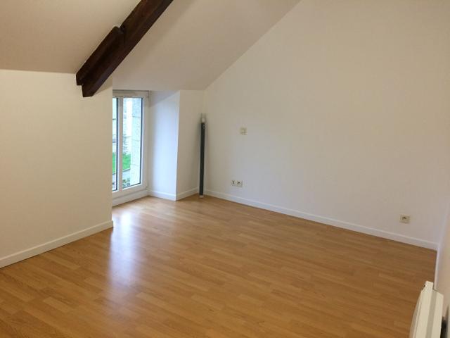 ELVEN Hyper centre bourg